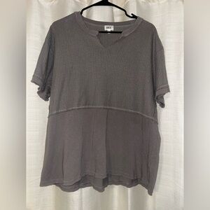 BKE Women's Charcoal Short Sleeve Tee